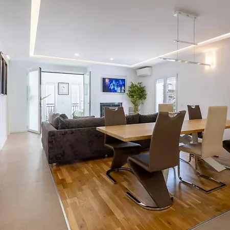 Fantastic Great Location Apartment *